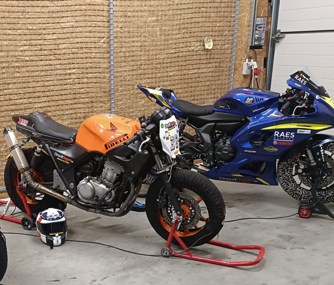 CB 500 te huur